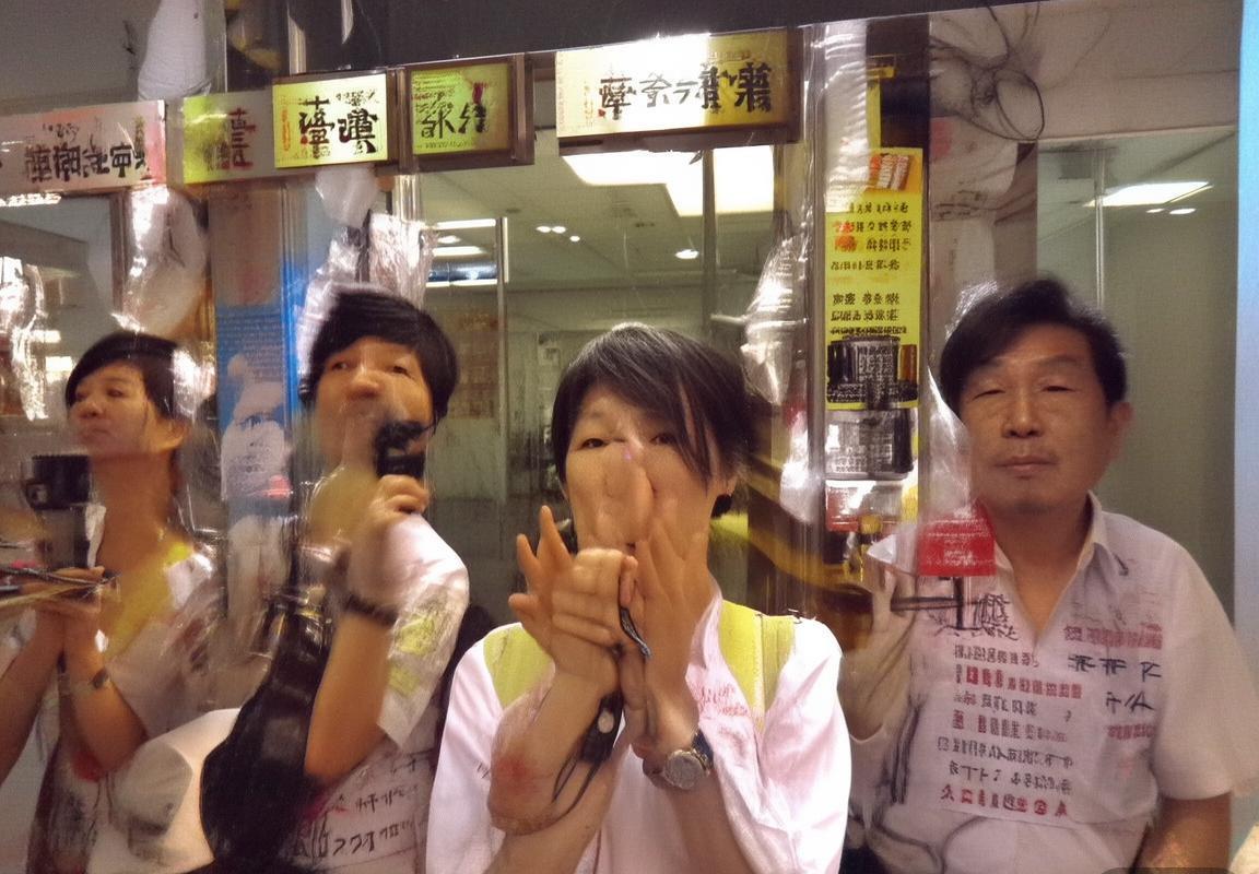 友谊赛塞尔维亚智利对决：战术解析与精彩瞬间(图1)